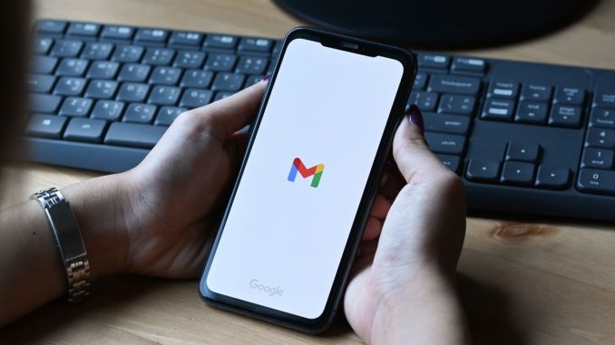 Effacez votre passé : supprimez définitivement votre adresse Gmail en quelques clics !