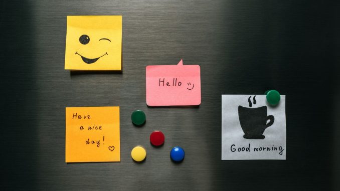 Attention danger : les aimants sur le frigo peuvent être néfastes