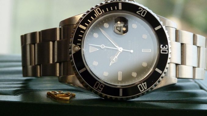 D'où vient le nom de la montre Rolex Oyster Perpetual ?